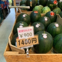 スイカ訳あり500円コーナー作りましたの画像