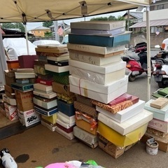 無料！古民家から出て来たお歳暮など　食器 花瓶 ストーブ 掛け軸などなどの画像