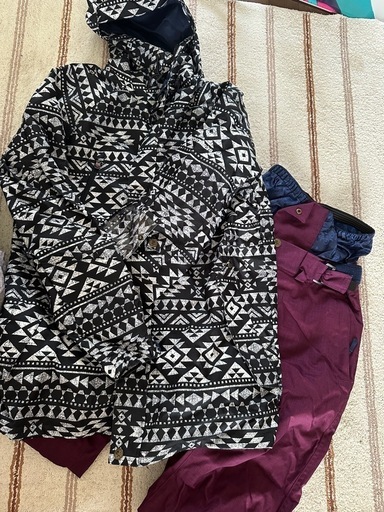 新品同様❣️スノーボードレディース、キッズ、ウエアなど、全てフルセット❣️
