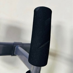 折りたたみフィットネス トレーニングベンチの画像