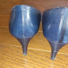 ★Used　TRUSSARDI 23ｃｍ　6cmヒール　パンプス★の画像