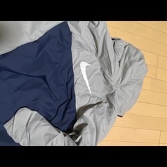 中古　NIKEジャンバー　子供Ｌサイズの画像