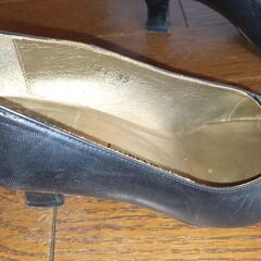 ★Used YVES SAINT LAURENT 23ｃｍ 5ｃｍヒール　パンプス★の画像