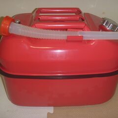 ガソリン20L携行缶