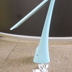 ◆お引取り限定/三重県/値引不可◆中古美品　オーム電機　充電式LEDデスクライト　　DS-LD24AG-A　（J-205）の画像