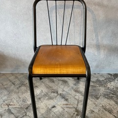 クラッシュゲート　関家具　アイアンチェアの画像