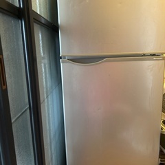 冷蔵庫と洗濯機を譲ります。