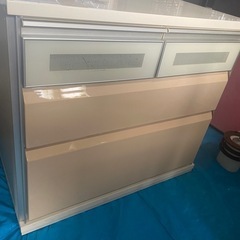 収納棚
