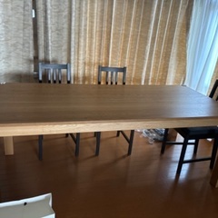 IKEA　大型ダイニングテーブル