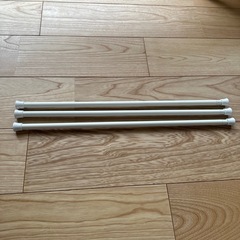 突っ張り棒　3本
