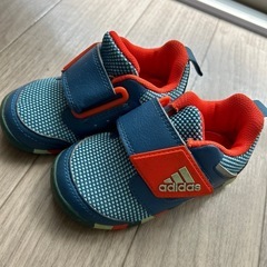 adidas ベビーシューズ