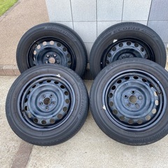 185/60r/15 タイヤ　スチールホイール　4本付　。