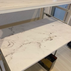 キッチン用の棚の画像