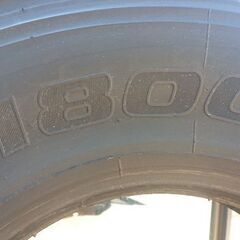 225 90R 17.5 スノーの画像