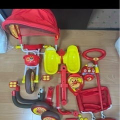 美品！アンパンマンの三輪車