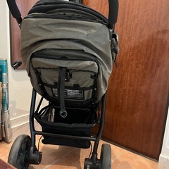 【値下げしました
】Joie ベビーカー ライトトラックス （オリーブ）の画像