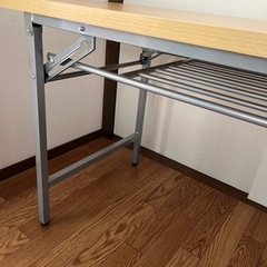 会議用折りたたみ机の画像