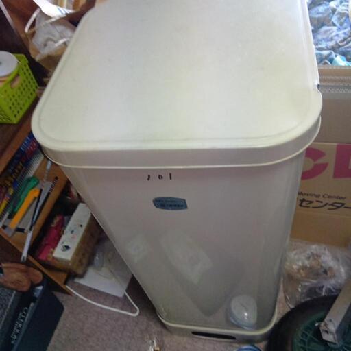 室内用ホームタンク９０リットル