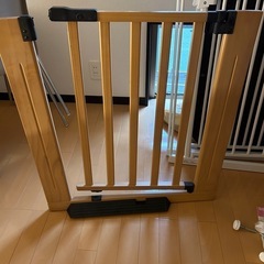 木製 ベビーゲートの画像