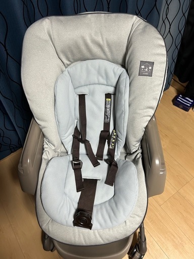【美品】コンビ　　ネムリラ　オートスウィング
