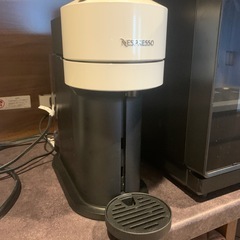 【美品】NESPRESSO コーヒーメーカーの画像