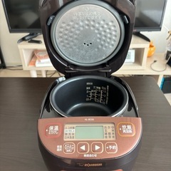 象印の炊飯器の画像