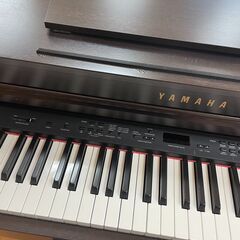 ヤマハ電子ピアノ　Clavinova  CLP-430の画像