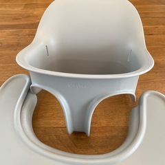 cybexサイベックスベビーチェア付属品　の画像