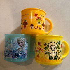幼児用コップ