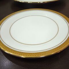 Noritake 皿 BALMORAL 4019 バルモラル 大皿5点 ソーサー1点 計6枚セット プレート 洋食器 金彩 ノリタケ 札幌市 新道東店の画像