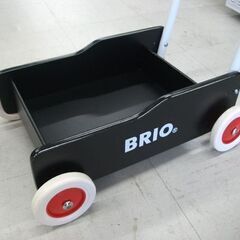 BRIO 手押し車 木製 ブラック 知育玩具 歩行練習 横幅30×奥行44×高さ47㎝ ベビー用品 苫小牧西店の画像