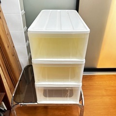 衣装ケース大