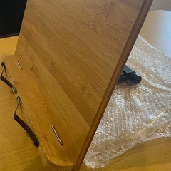 【未使用】ブックスタンドの画像