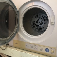 値下げました！！！乾燥機の画像