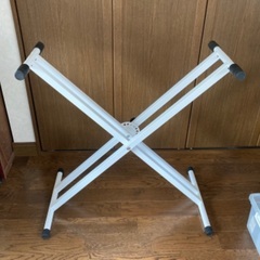 ピアノスタンド