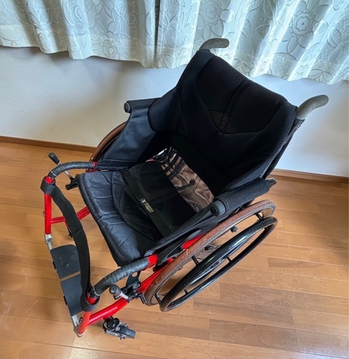 【手動車いす】