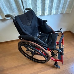 【手動車いす】の画像