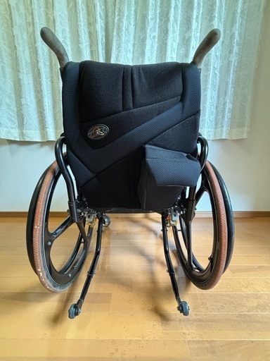 【手動車いす】