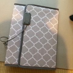 【現役美品】デスク下の足元パネルヒーターの画像