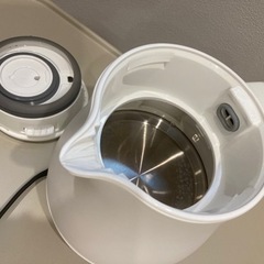 電気ケトルの画像