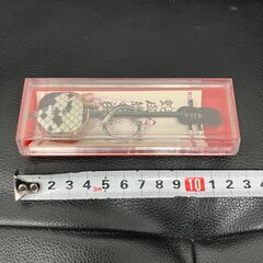 蛇皮線のキーボルダーの画像