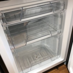 安心の1年保証付き‼︎【2ドア冷蔵庫 IRIS OHYMA/アイリスオーヤマ IRSD-14A-B 2023年製 142L】売ります‼︎の画像