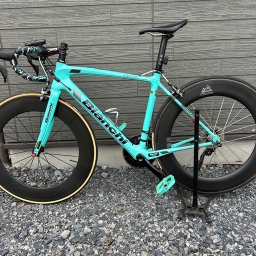 ビアンキ インテンソ カーボンフレーム