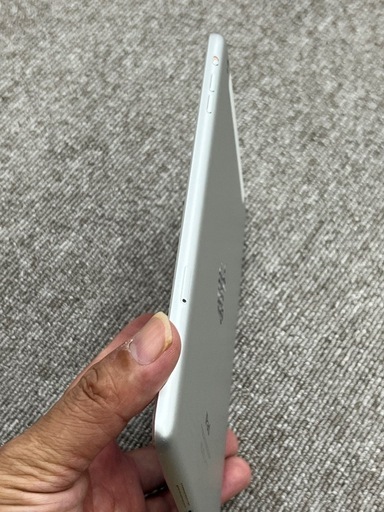 iPad mini 3 7.9インチ 64GB docomo 美品