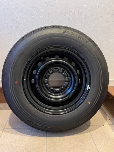 ハイエース 200系　純正タイヤ・ホイールセット