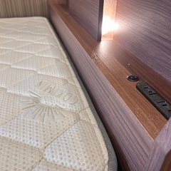 【未使用に近い】ニトリ　ベットフレームのみ　の画像