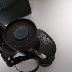ほぼ新品  双眼鏡の画像