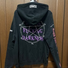 VETEMENTS TFDパーカー