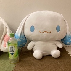 シナモロール　おおきい　ぬいぐるみ　　の画像