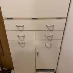 ダンスホワイトの画像